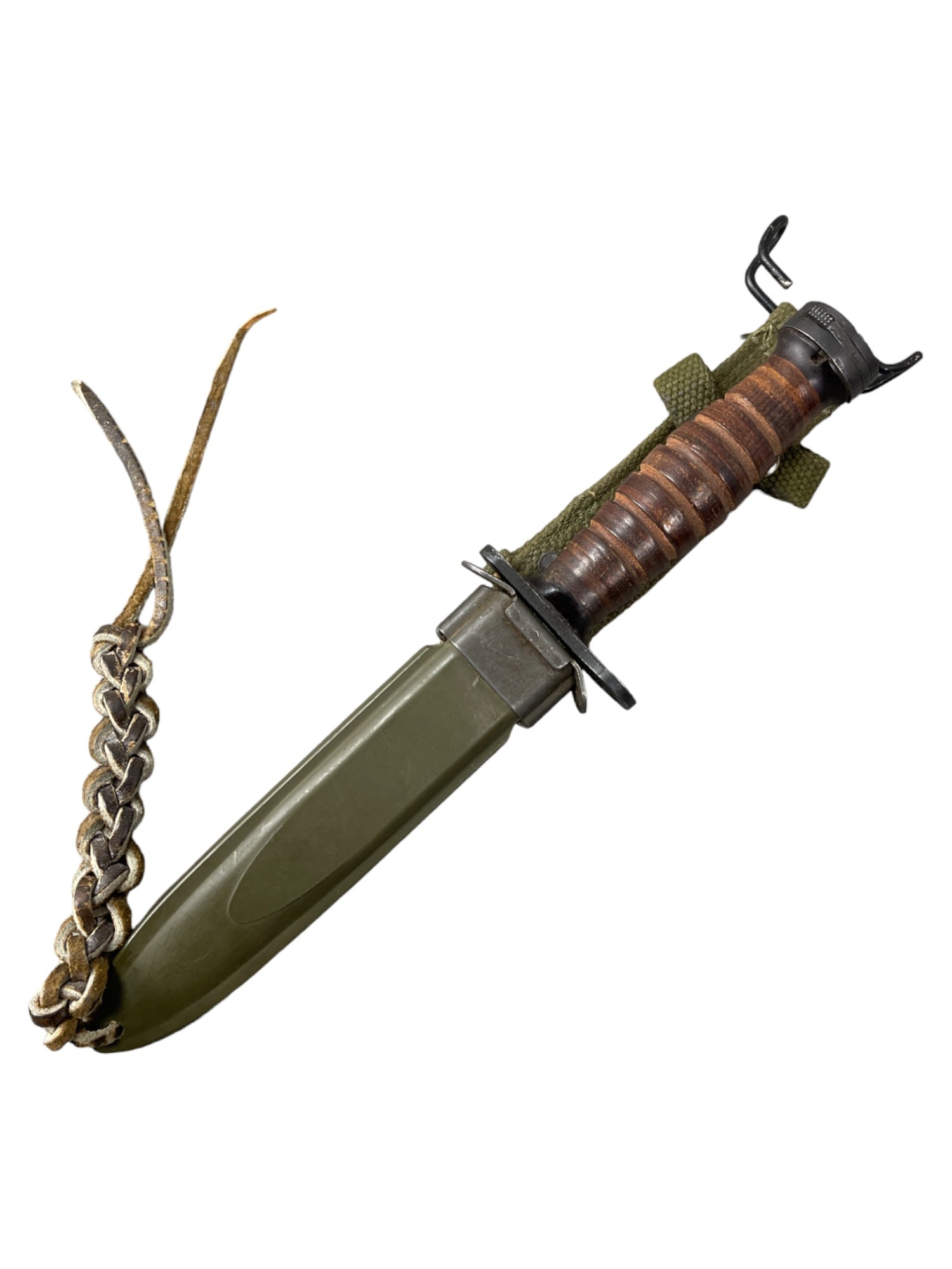Korean War US-M4 Camillus Bayonet M8A1 Scabbard: Korean War US-M4 Camillus Bayonet M8A1 Scabbard