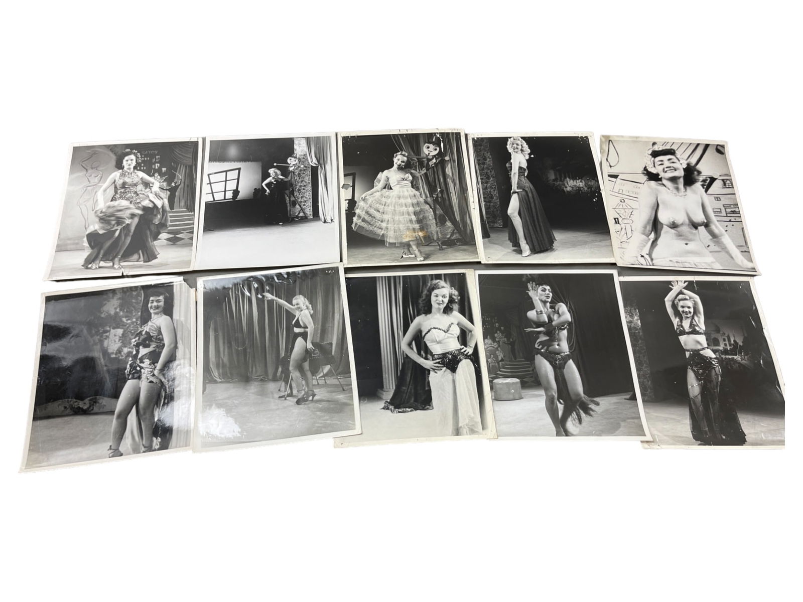 Vintage 1950'S Original Burlesque Nude Pin Up Model Risque 8x10 Black And White Photographs: Vintage 1950's Original Burlesque Nude Pin Up Model Risque 8x10 Black and White Photographs. 10 Photos.