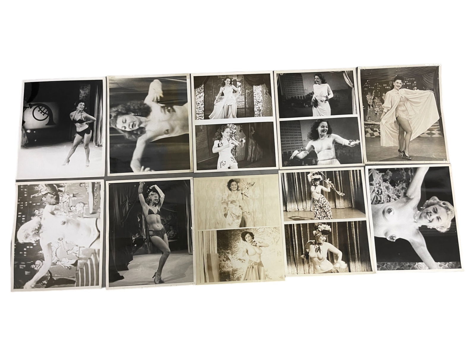 Vintage 1950'S Original Burlesque Nude Pin Up Model Risque 8x10 Black And White Photographs: Vintage 1950's Original Burlesque Nude Pin Up Model Risque 8x10 Black and White Photographs. 10 Photos.