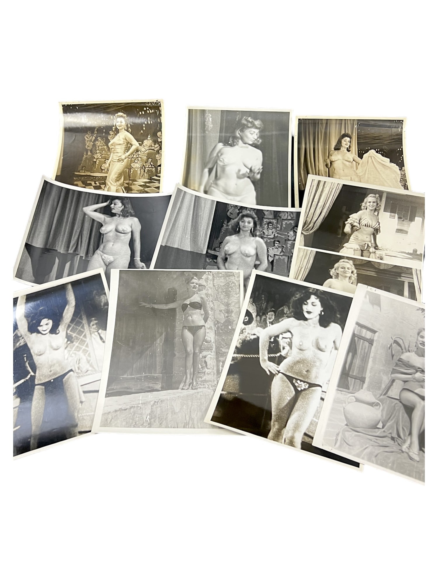 Vintage 1950'S Original Burlesque Nude Pin Up Model Risque 8x10 Black And White Photographs: Vintage 1950'S Original Burlesque Nude Pin Up Model Risque 8x10 Black And White Photographs