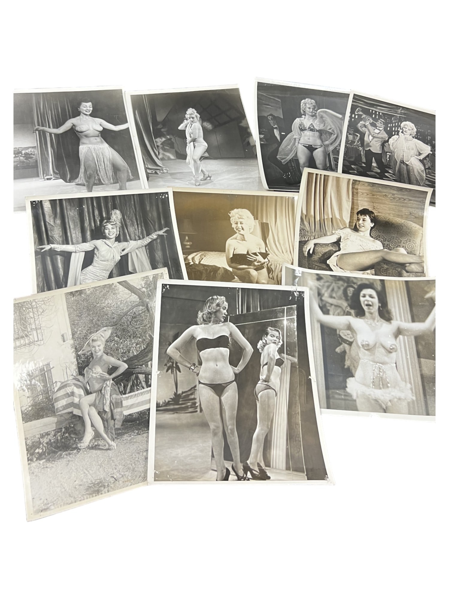 Vintage 1950'S Original Burlesque Nude Pin Up Model Risque 8x10 Black And White Photographs: Vintage 1950'S Original Burlesque Nude Pin Up Model Risque 8x10 Black And White Photographs