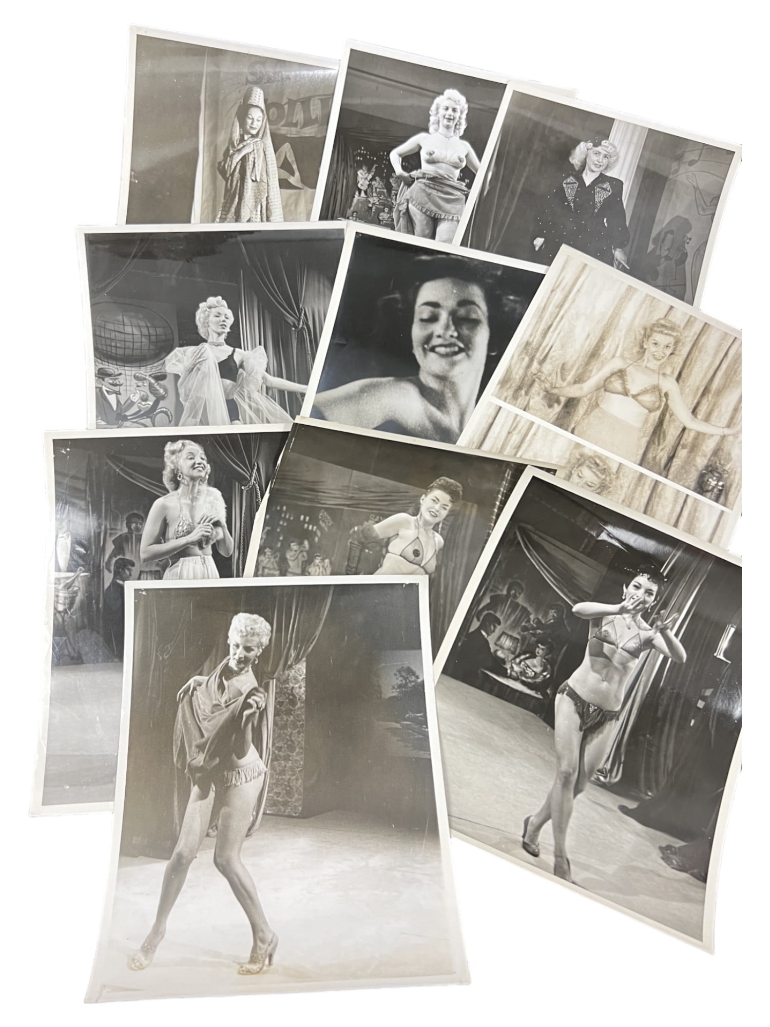 Vintage 1950'S Original Burlesque Nude Pin Up Model Risque 8x10 Black And White Photographs: Vintage 1950'S Original Burlesque Nude Pin Up Model Risque 8x10 Black And White Photographs