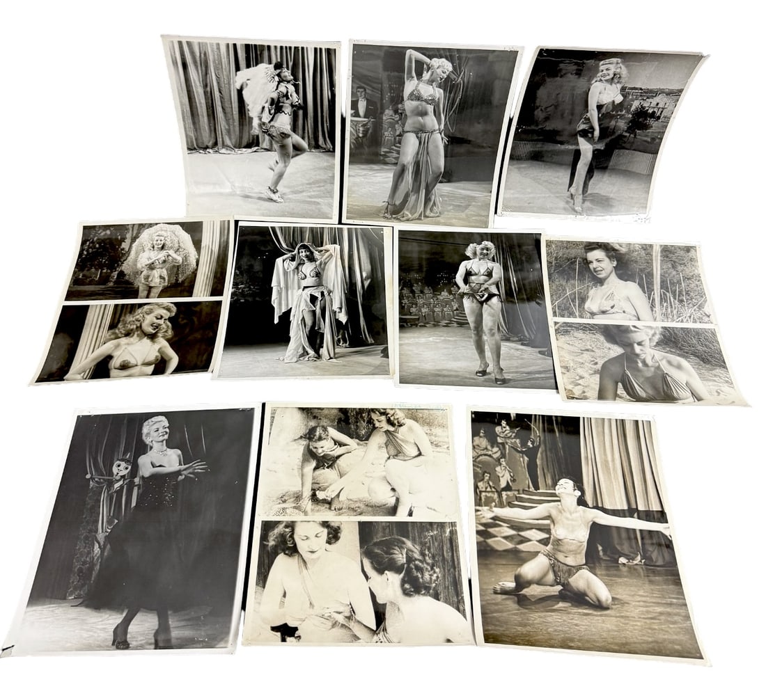 Vintage 1950'S Original Burlesque Nude Pin Up Model Risque 8x10 Black And White Photographs: Vintage 1950'S Original Burlesque Nude Pin Up Model Risque 8x10 Black And White Photographs