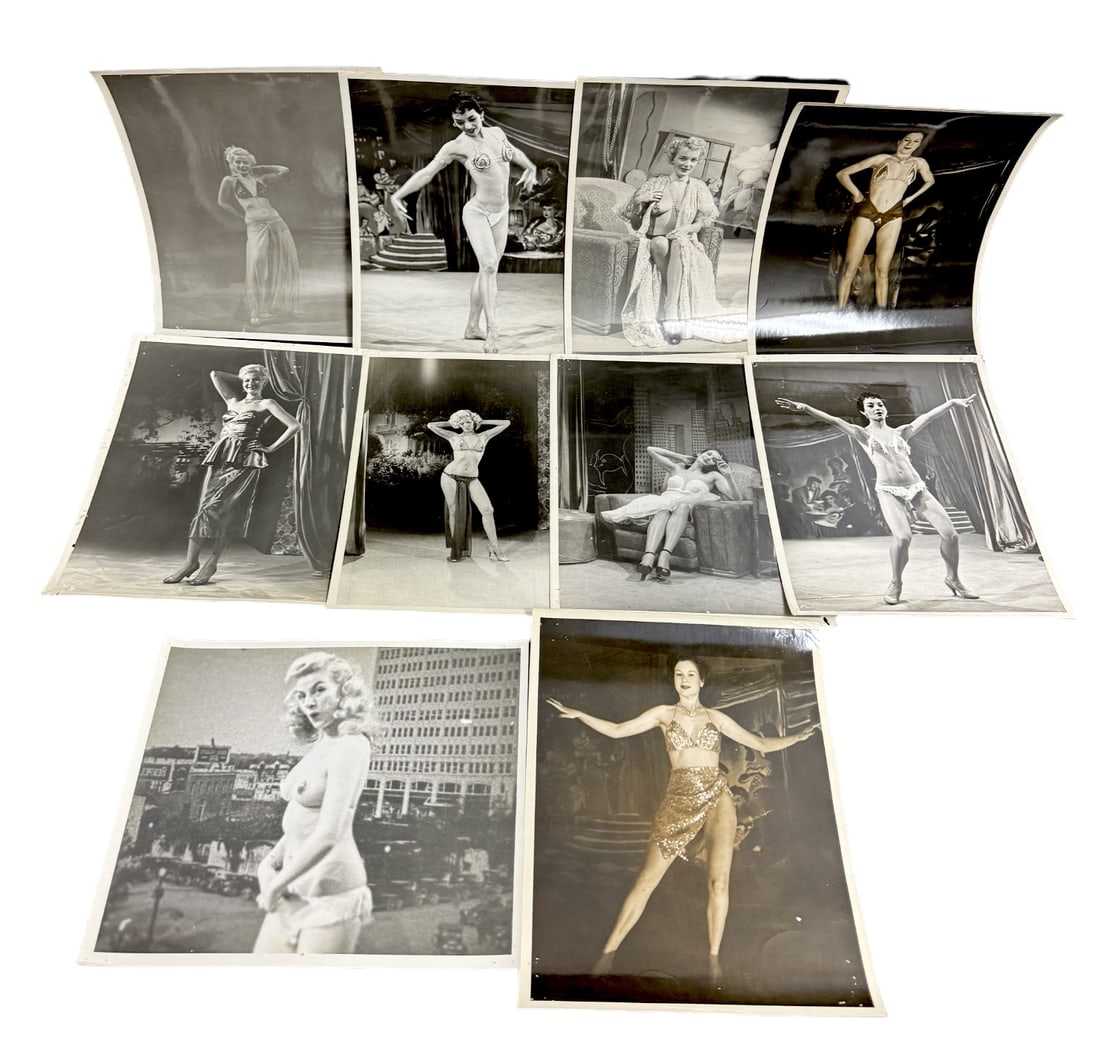 Vintage 1950'S Original Burlesque Nude Pin Up Model Risque 8x10 Black And White Photographs: Vintage 1950'S Original Burlesque Nude Pin Up Model Risque 8x10 Black And White Photographs