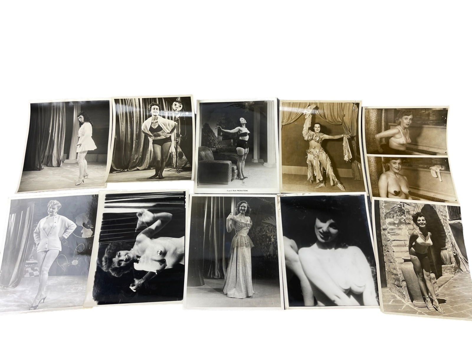 Vintage 1950's Original Burlesque Nude Pin up Model Risque Photo 8x10 Black & White Photographs: Vintage 1950's Original Burlesque Nude Pin up Model Risque lot 10 Photo 8x10 Black & White Photographs