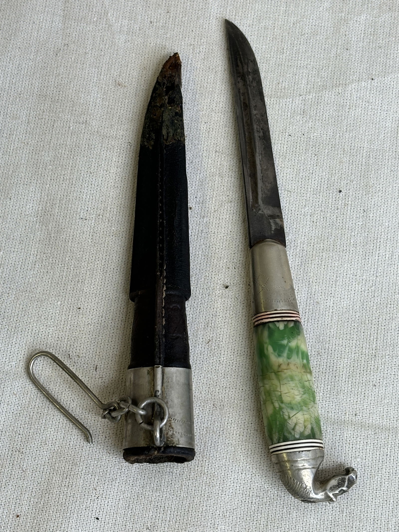Vintage knife with leather sheath (1 of 4)