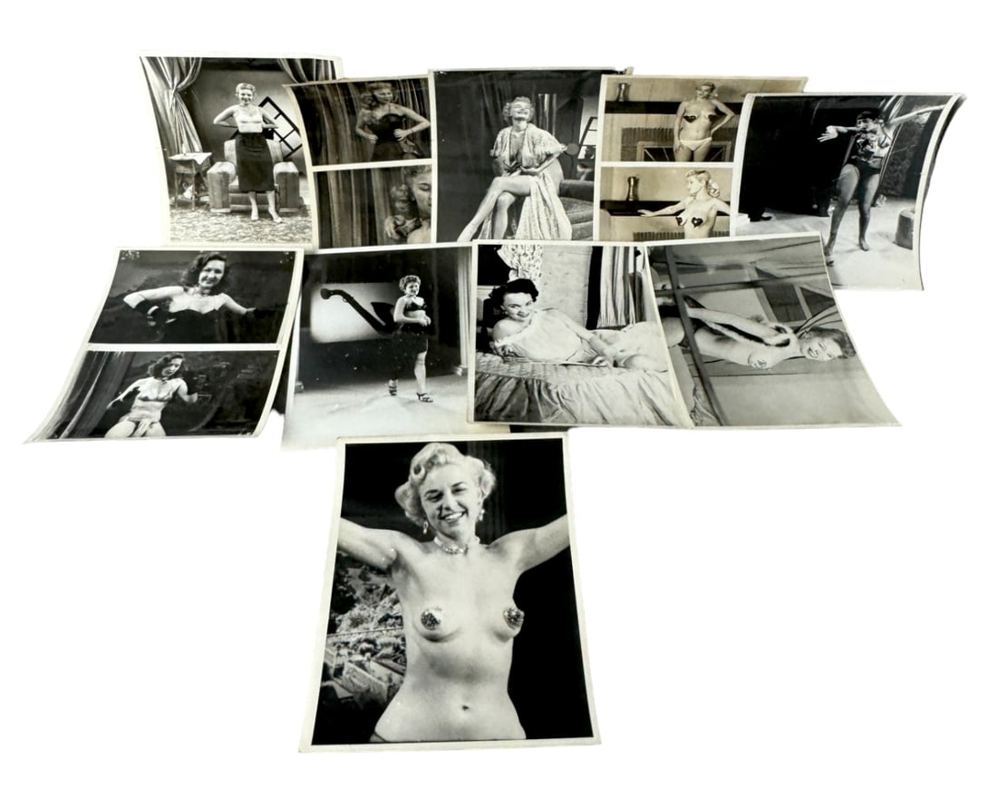 Vintage 1950'S Original Burlesque Nude Pin Up Model Risque 8x10 B&W Photograph Lot: Vintage 1950'S Original Burlesque Nude Pin Up Model Risque 8x10 B&W Photograph Lot