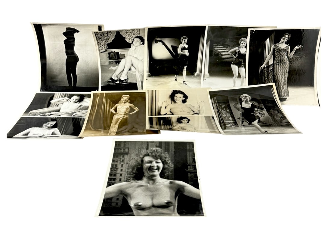 Vintage 1950'S Original Burlesque Nude Pin Up Model Risque 8x10 B&W Photograph Lot: Vintage 1950'S Original Burlesque Nude Pin Up Model Risque 8x10 B&W Photograph Lot