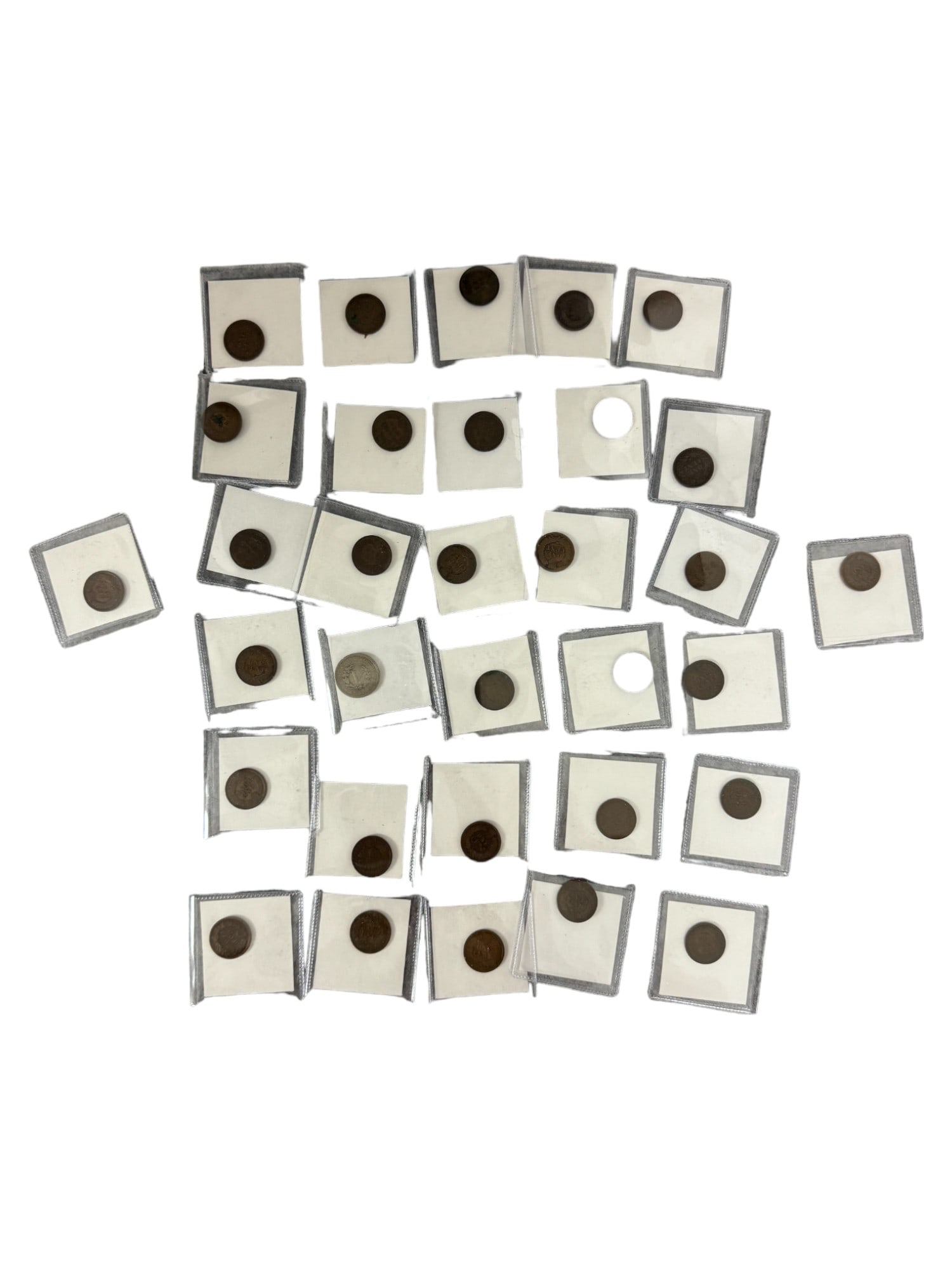 Lot of 32 Indian Head One Cent Pennies Mixed Years (1 of 5)