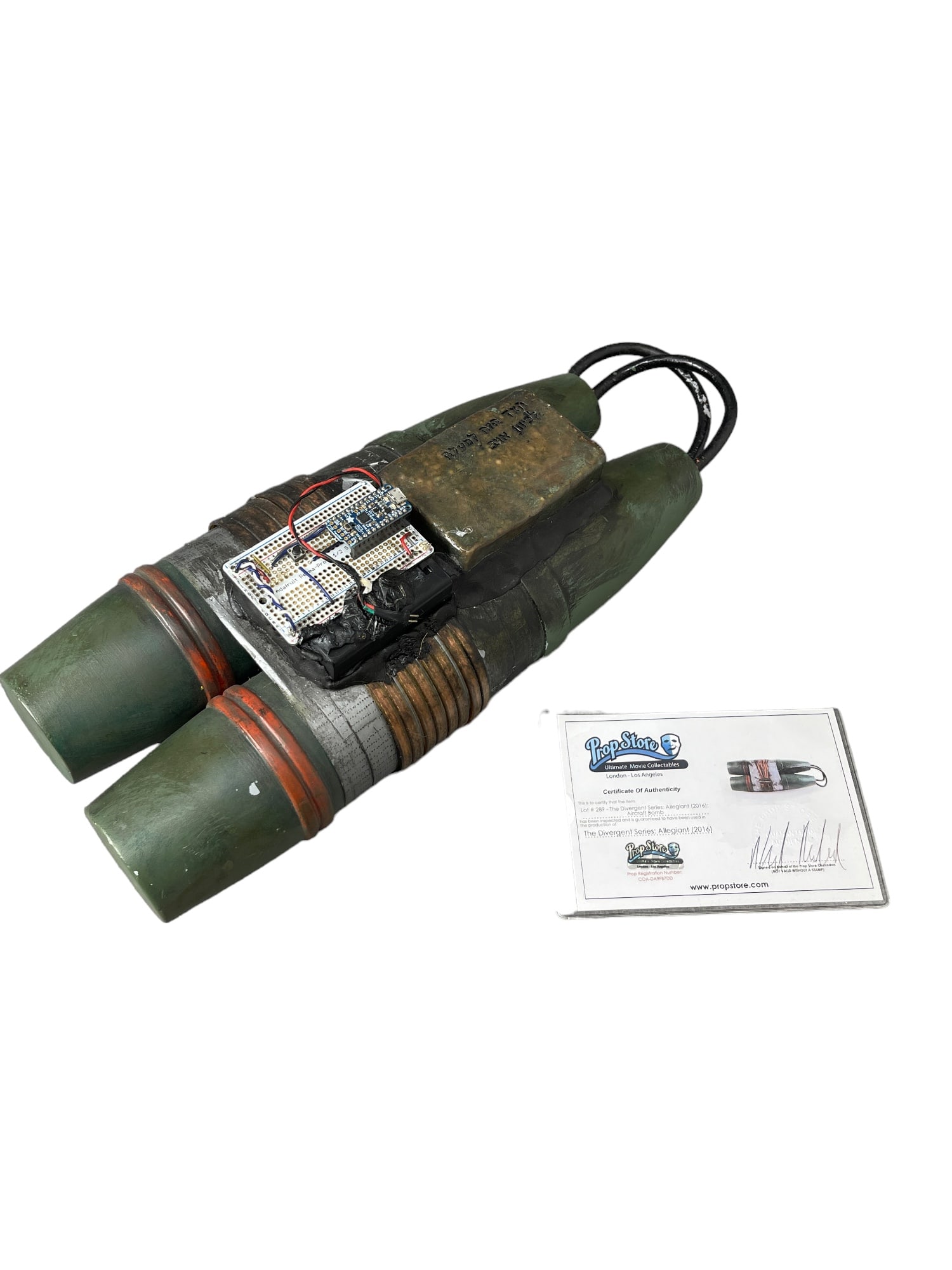 The Divergent Series: Allegiant (2016) Aircraft Bomb Movie Prop W/ COA Ultimate Movie Collectables: The Divergent Series: Allegiant (2016) Aircraft Bomb Movie Prop W/ COA Ultimate Movie Collectables