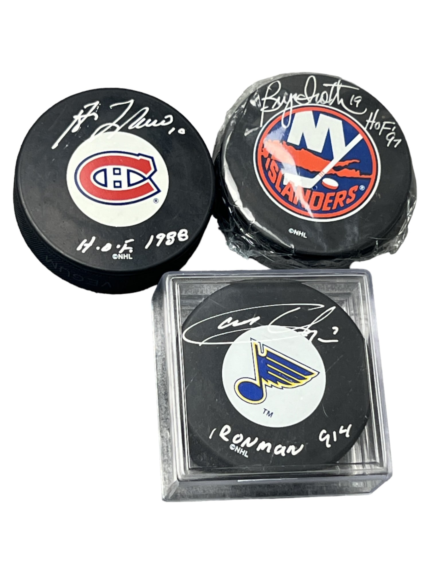 GARY UNGER BRYAN TROTTIER GUY LAFLEUR HOCKEY PUCK COLLECTION LOT 3 (1 of 5)