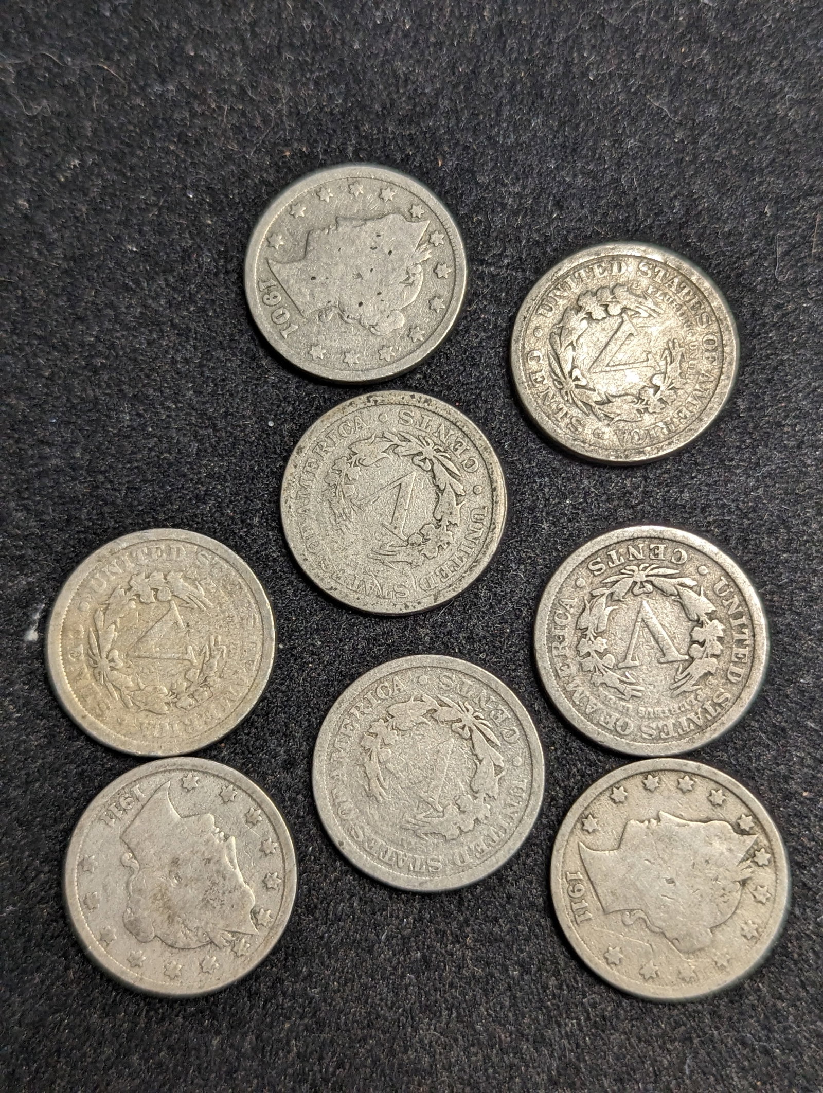 Assorted antique Liberty V Nickel coins: Unsearched