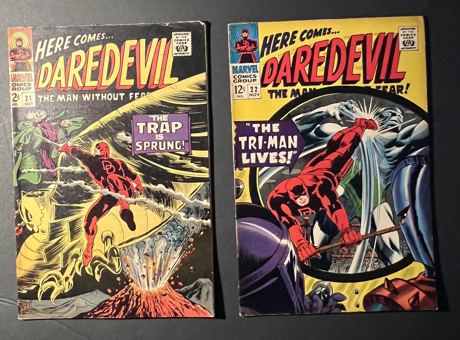 Daredevil #21 & #22 Marvel Comic Books (1 of 4)