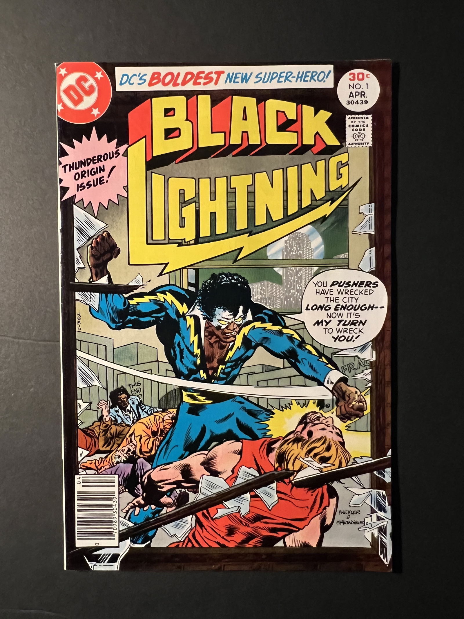 Black Lightning #1 DC 1st App & Origin 1977 DC Comics (1 of 3)