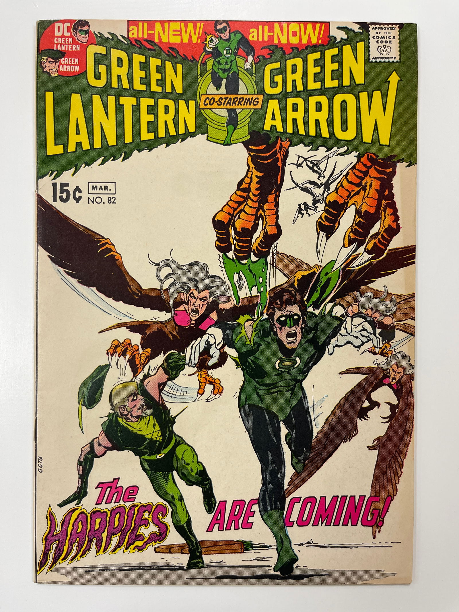 GREEN LANTERN #82 Green Arrow, Neal Adams art, DC Comics 1971 (1 of 3)