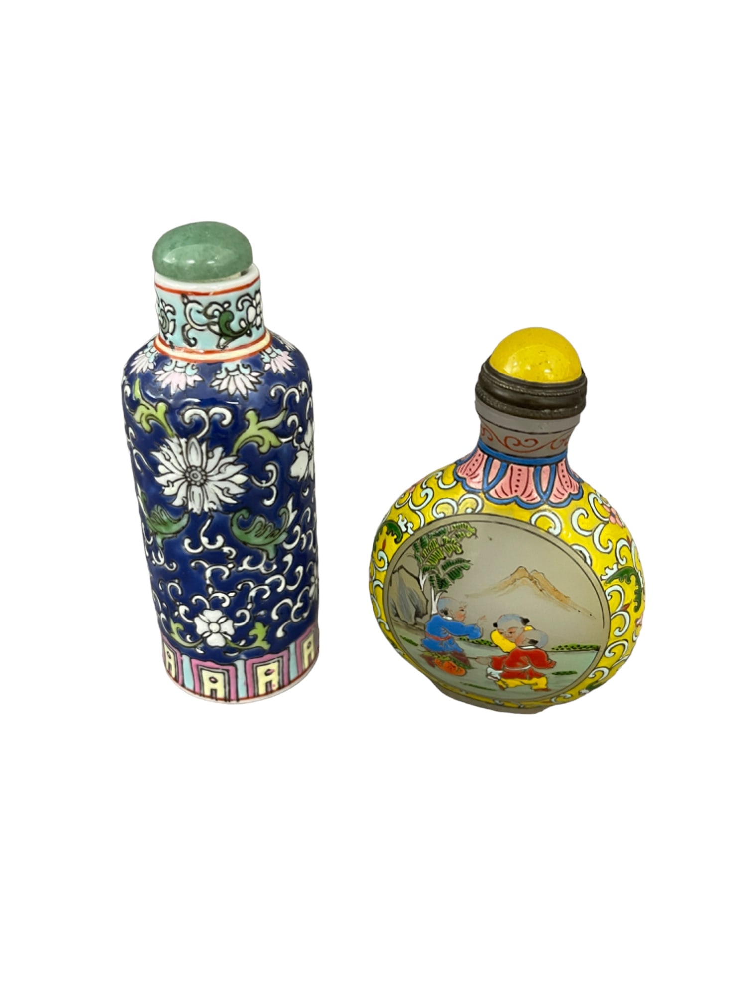 Chinese Famille Rose Porcelain Snuff Bottles: Chinese Famille Rose Porcelain Snuff Bottles