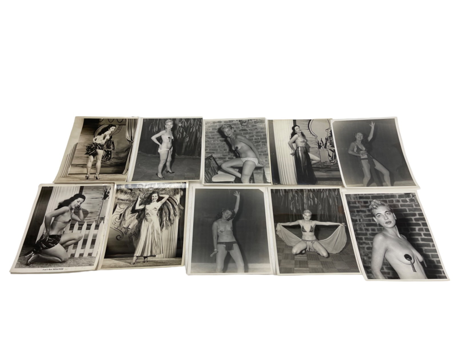 Vintage 1950's Original Burlesque Nude Pin up Model Risque Photo 8x10 Black & White Photographs: Vintage 1950's Original Burlesque Nude Pin up Model Risque Photo 8x10 Black & White Photographs