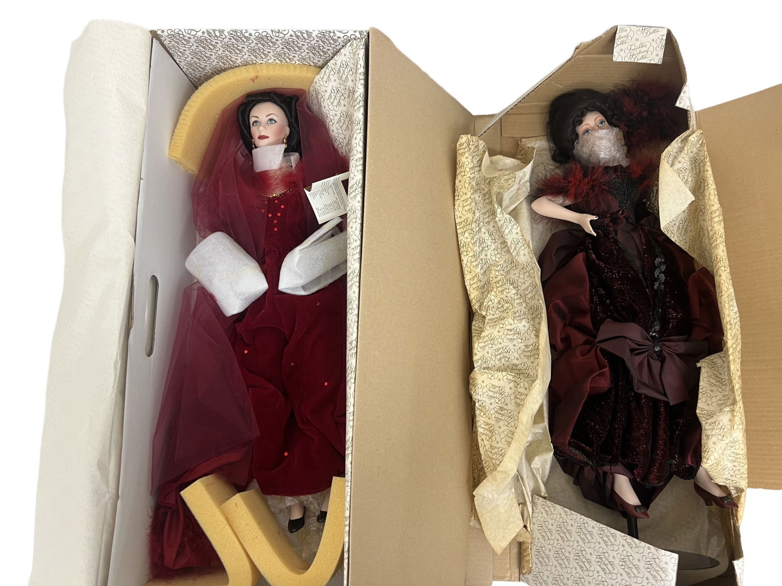 Collectibles Dolls lot of 2 (1 of 8)