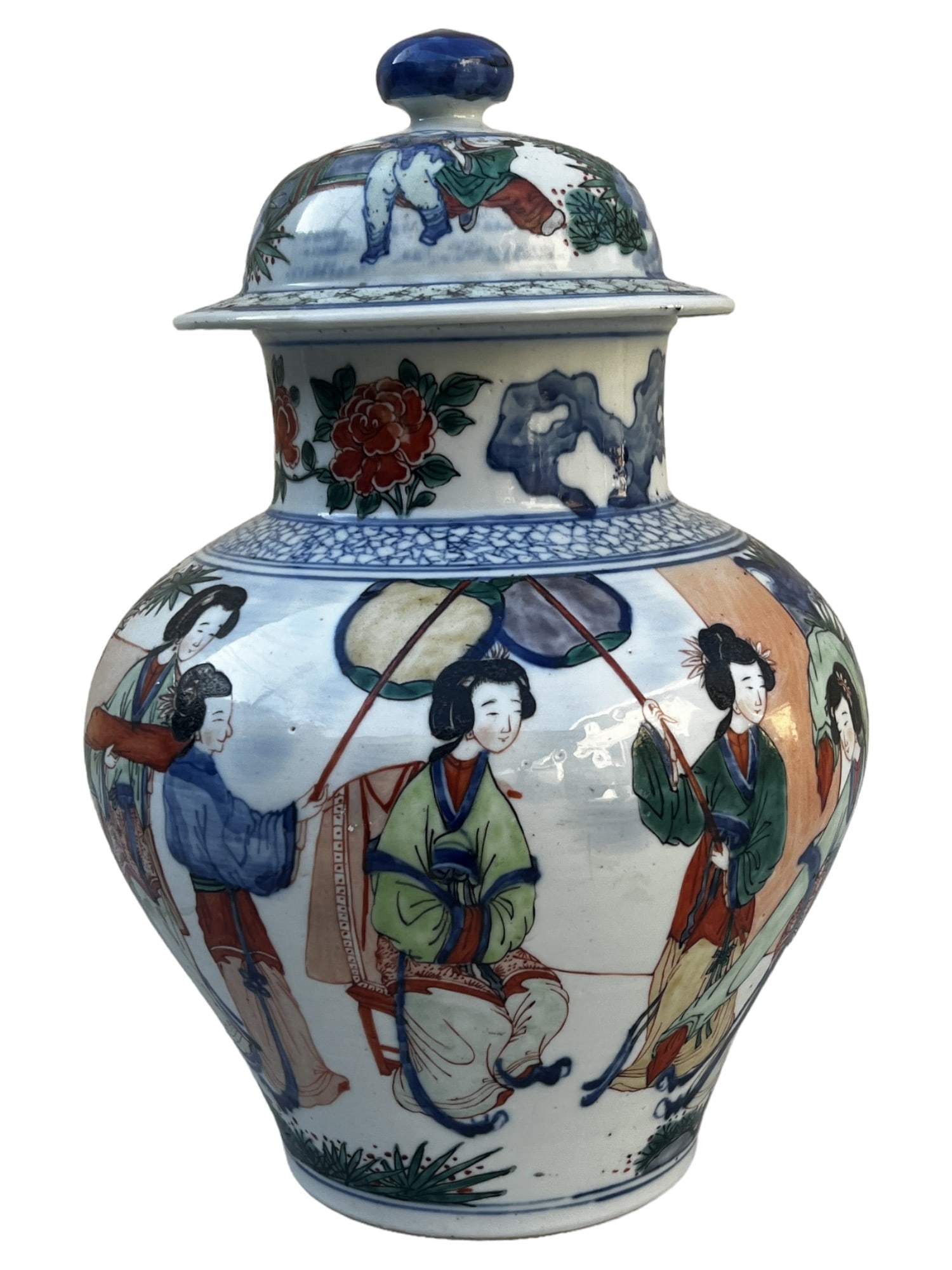 CHINESE PORCELAIN WUCAI JAR AND COVER, SHUNZHI PERIOD (1644-1661) (1 of 16)