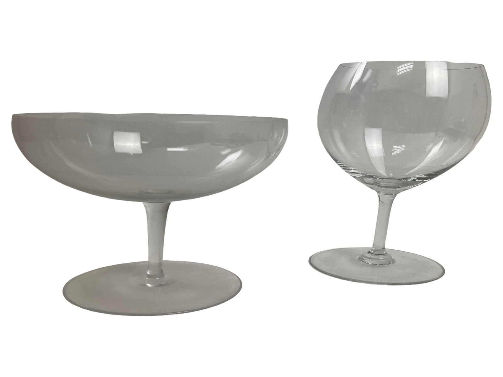 VINTAGE SET OF 10 BACCARAT WINE and MARGARITA GLASSES: SET OF 10 BACCARAT WINE and MARGARITA GLASSES, under glass mark wine h 9.5" margarita 7.2" w 5.9"