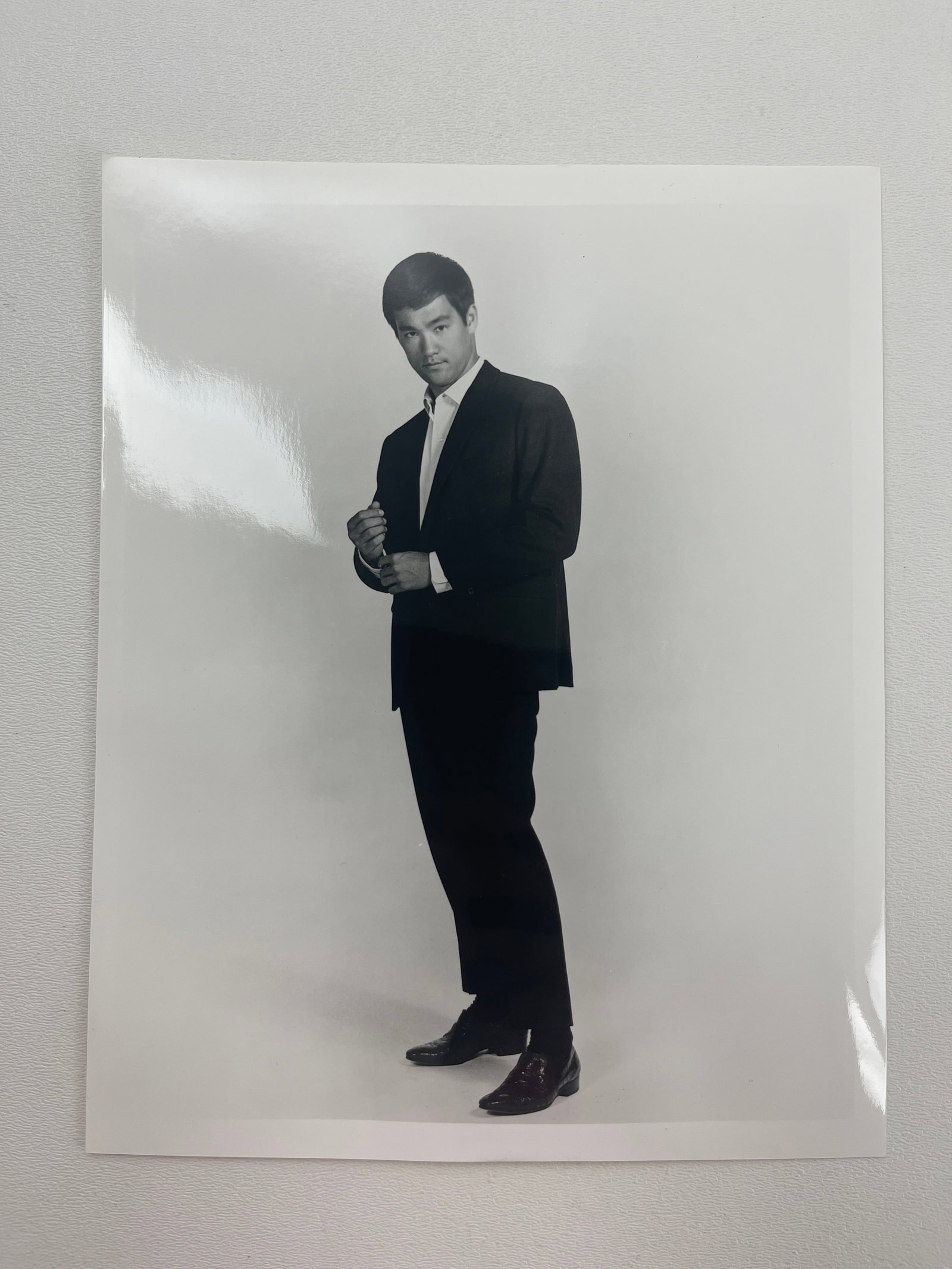 Vintage Bruce Lee black and white photo 8" x 10": Vintage Bruce Lee black and white photo 8" x 10"