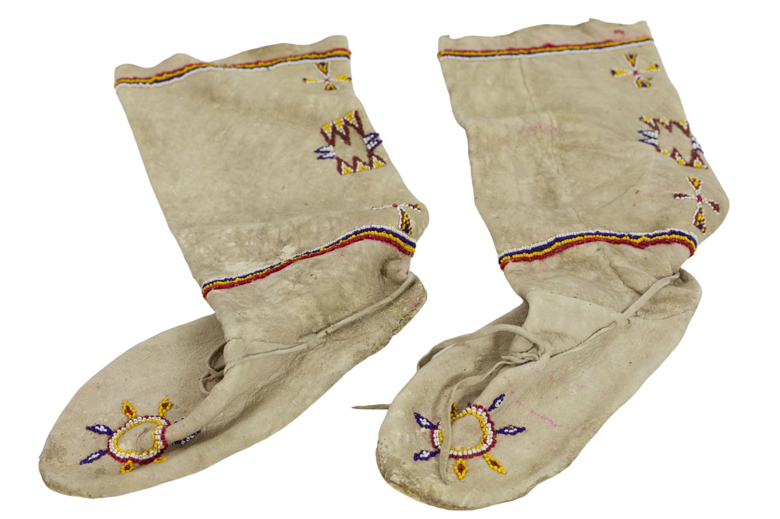 Old Native American Indian Beaded Moccasins Boots (1 of 2)