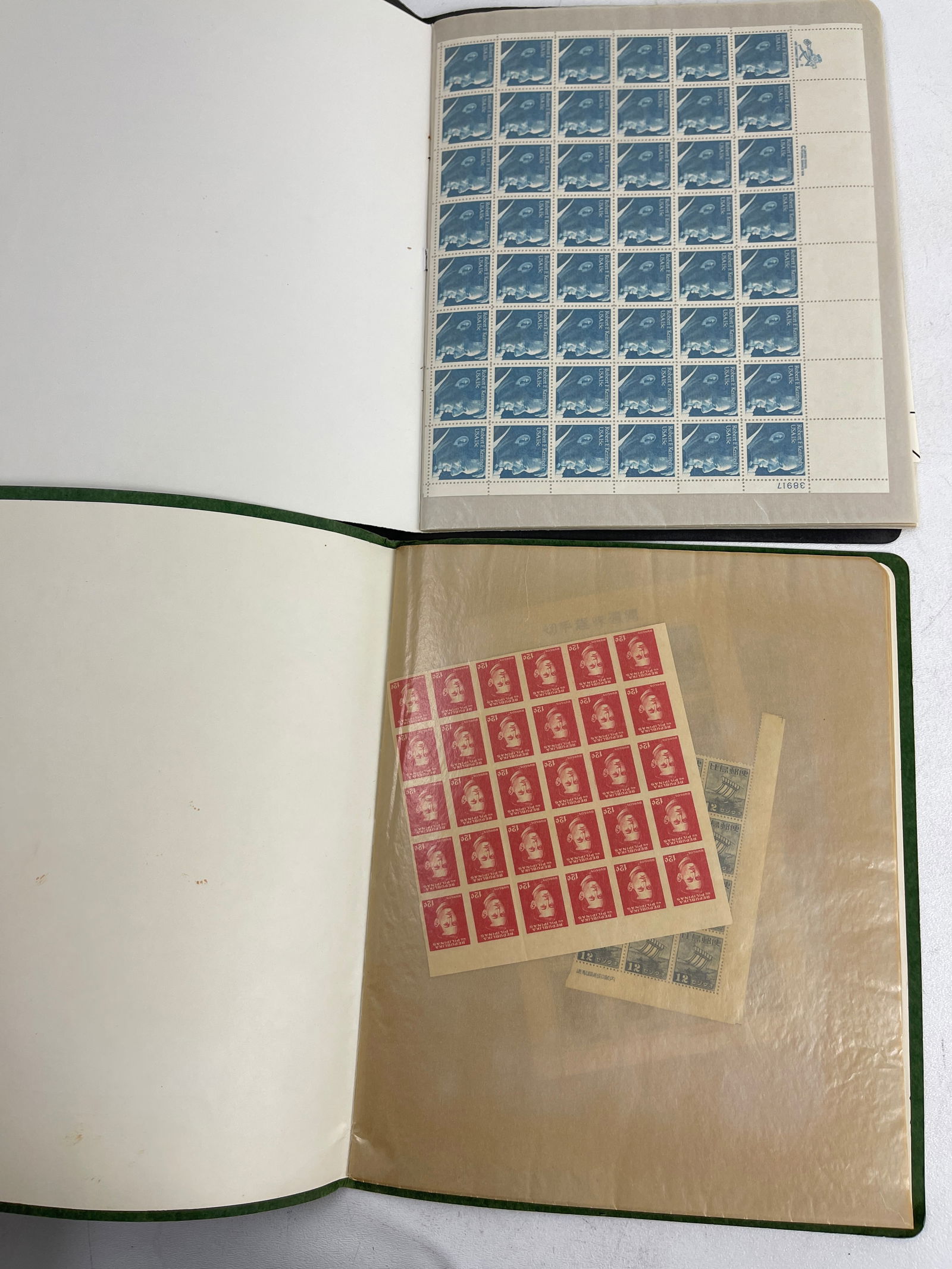 VINTAGE POSTAGE STAMP   MINT SHEET FILE 26 (1 of 11)