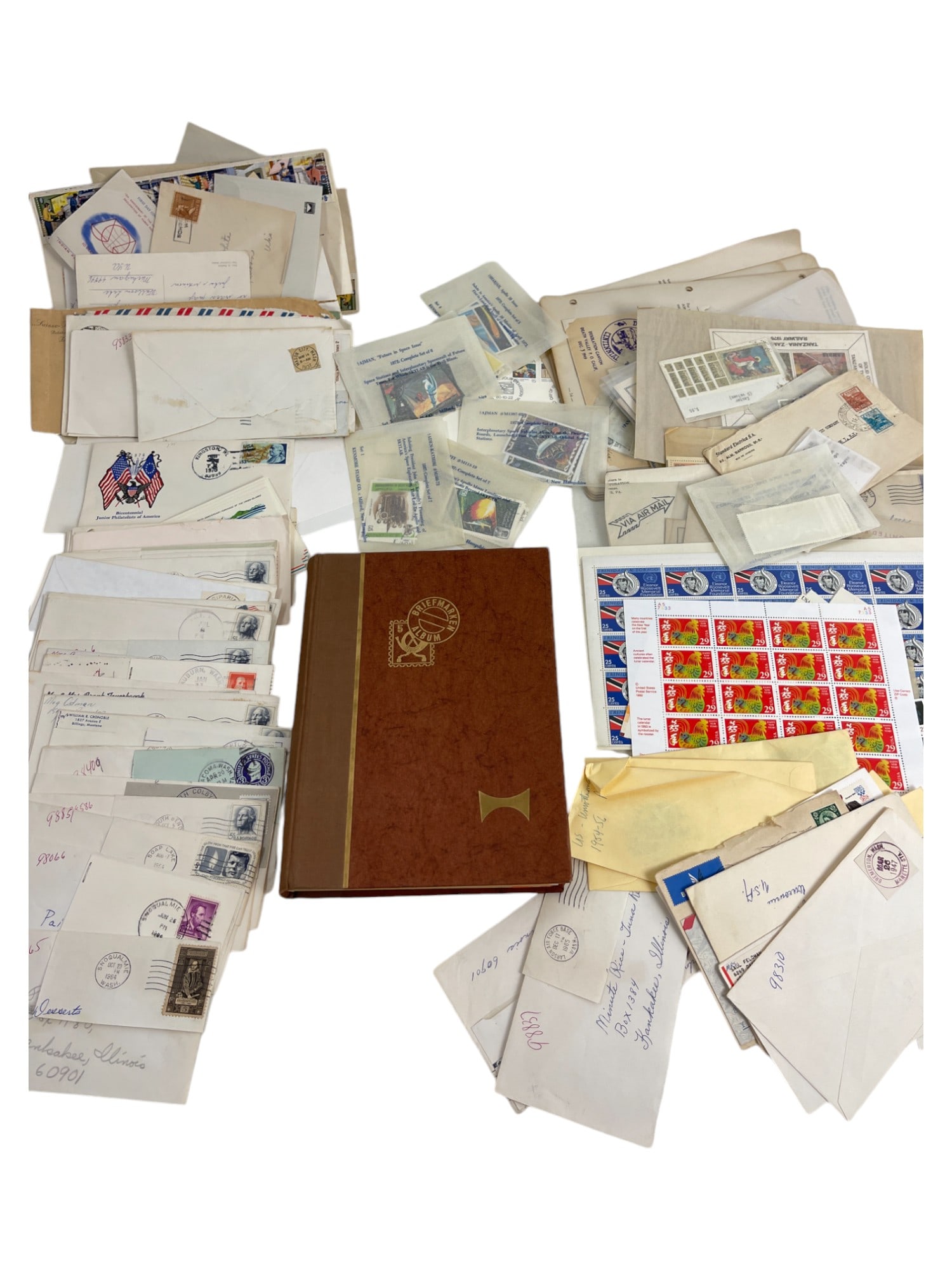 LARGE COLLECTION VINTAGE STAMPS AND ENVELOPES BOX (1 of 13)