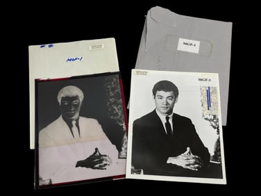 VINTAGE Extremely Rare Photo of Bruce Lee with Negative - Cinema World
