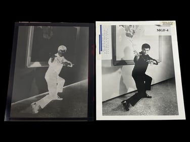 VINTAGE Extremely Rare Photo of Bruce Lee with Negative - Cinema World