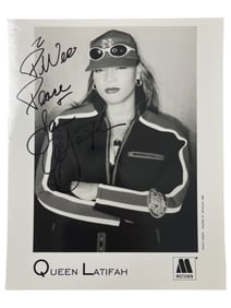 Queen Latifa Motown Signed 8 x 10 B & W Autograph Photo