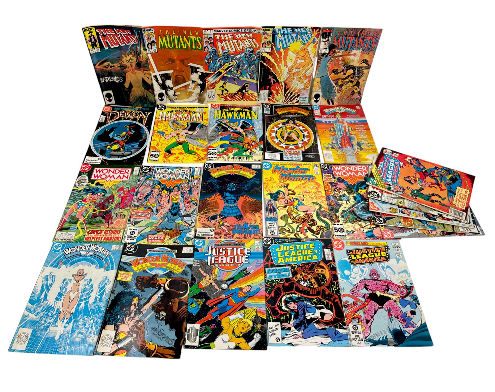 WONDER WOMAN JUSTICE LEAGUE MUTANTS DC COMIC BOOK COLLECTION LOT 25 (1 of 10)