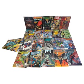 COMIC BOOK DC MARVEL COLLECTION LOT 25