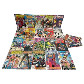 FANTASTIC FOUR AVENGERS MARVEL COMIC BOOK LOT 28