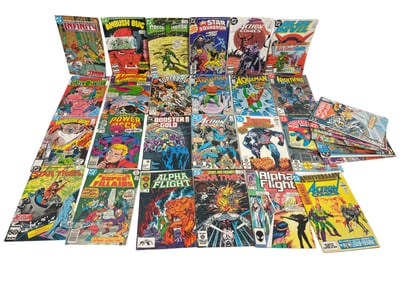 COMIC BOOK DC MARVEL COLLECTION LOT 30