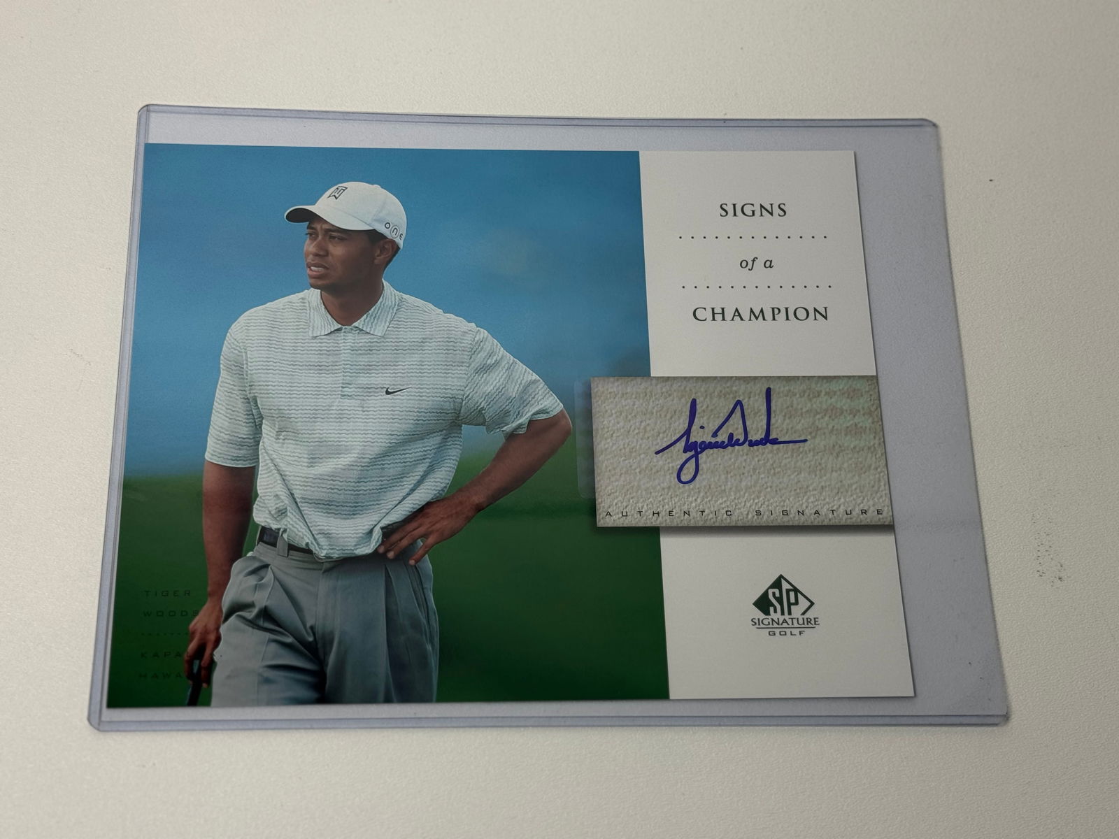 2004 Upper Deck SP Signature Tiger Woods Signs of a Champion Signed 8"x10" Autograph (1 of 3)