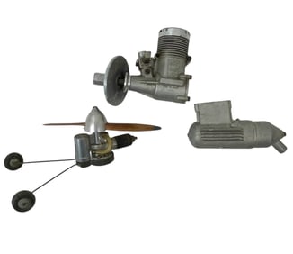 Vintage Airplane Gas Engines model Vehicles, Toys Lot