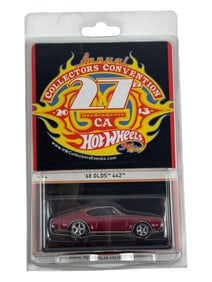 Hot Wheels 27th Annual 2013 Collectors Convention '68 Olds 442 Car Toy