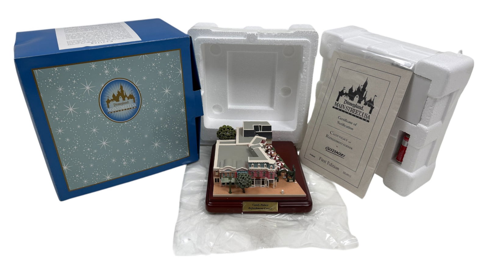 Disneyland Main Street Collection Showcase Candy Palace  by Olszewski First Edition (1 of 9)