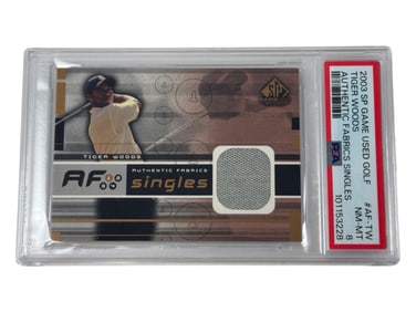 2003 SP Game USedd Golf Tiger Woods Authentic Fabrics Single PSA 8