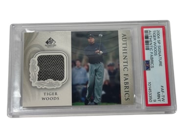 2004 SP Signature Tiger Woods Authentic Fabrics #AF-TW PSA 9