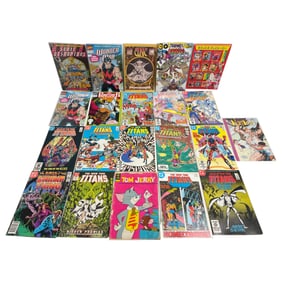 Vintage Comic Book Marvel DC Collection Lot 20 comics