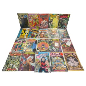 Vintage Comic Book Marvel DC Collection Lot 20 comics