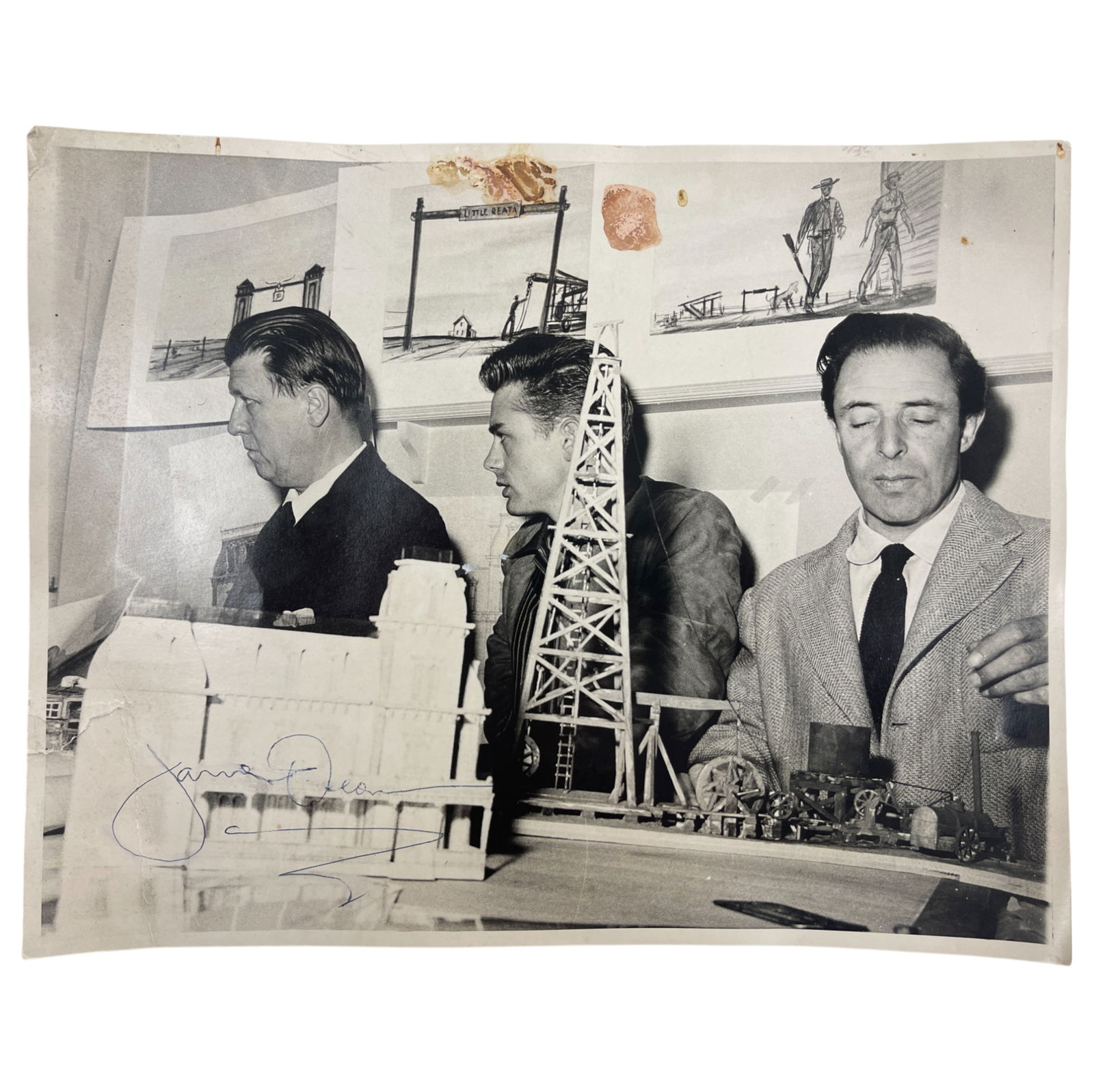 James Dean Signed Autograph 14 X 11 Photo Damaged (1 of 5)