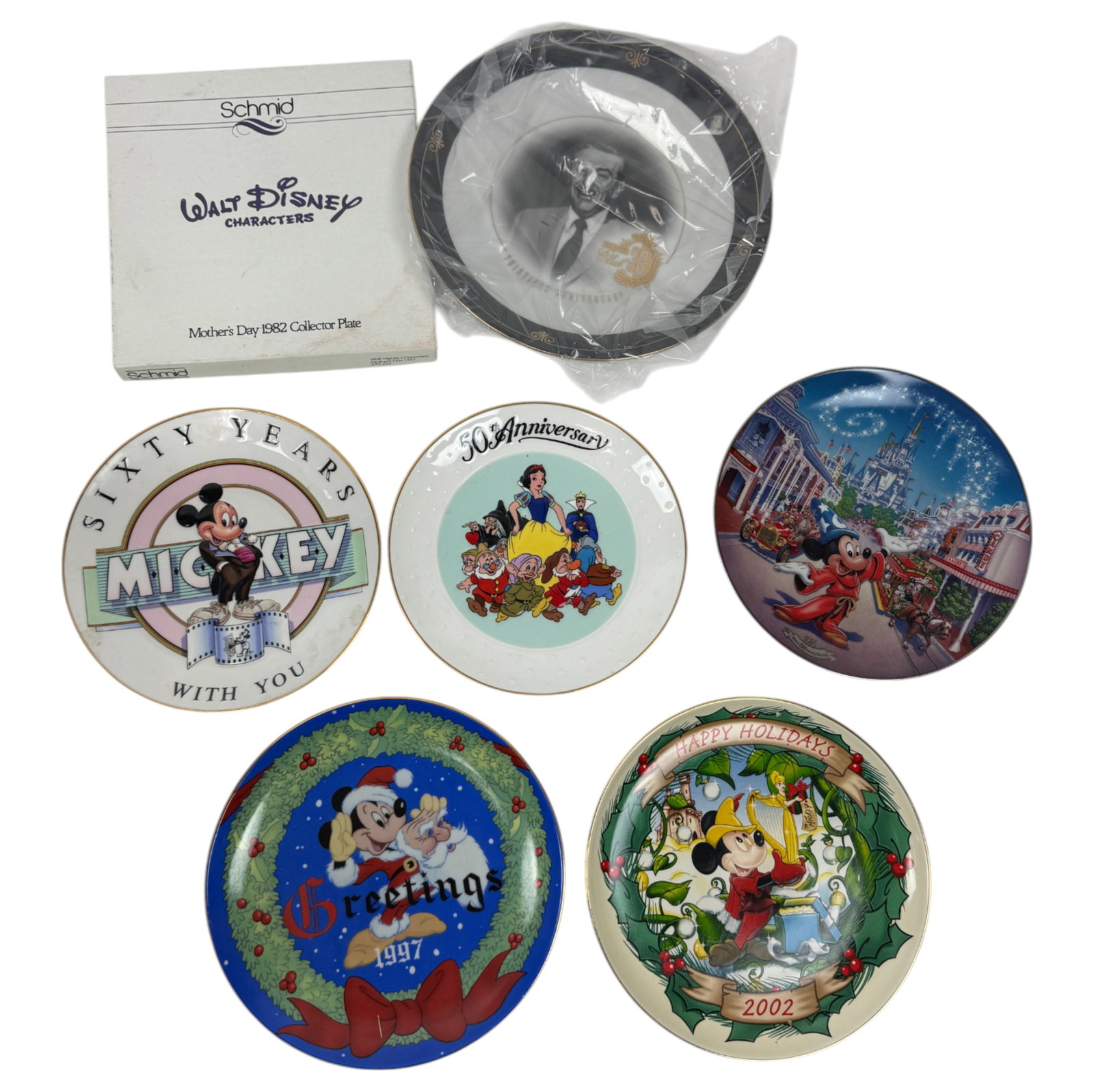 Vintage Disney Limited Edition Collectors Plates Lot: Vintage Disney Limited Edition Collectors Plates Lot