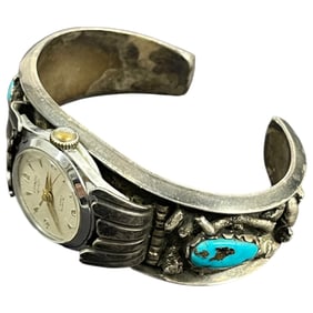 Vintage Native American Indian Navajo Sterling Silver Tuquoise Bracelet Cuff