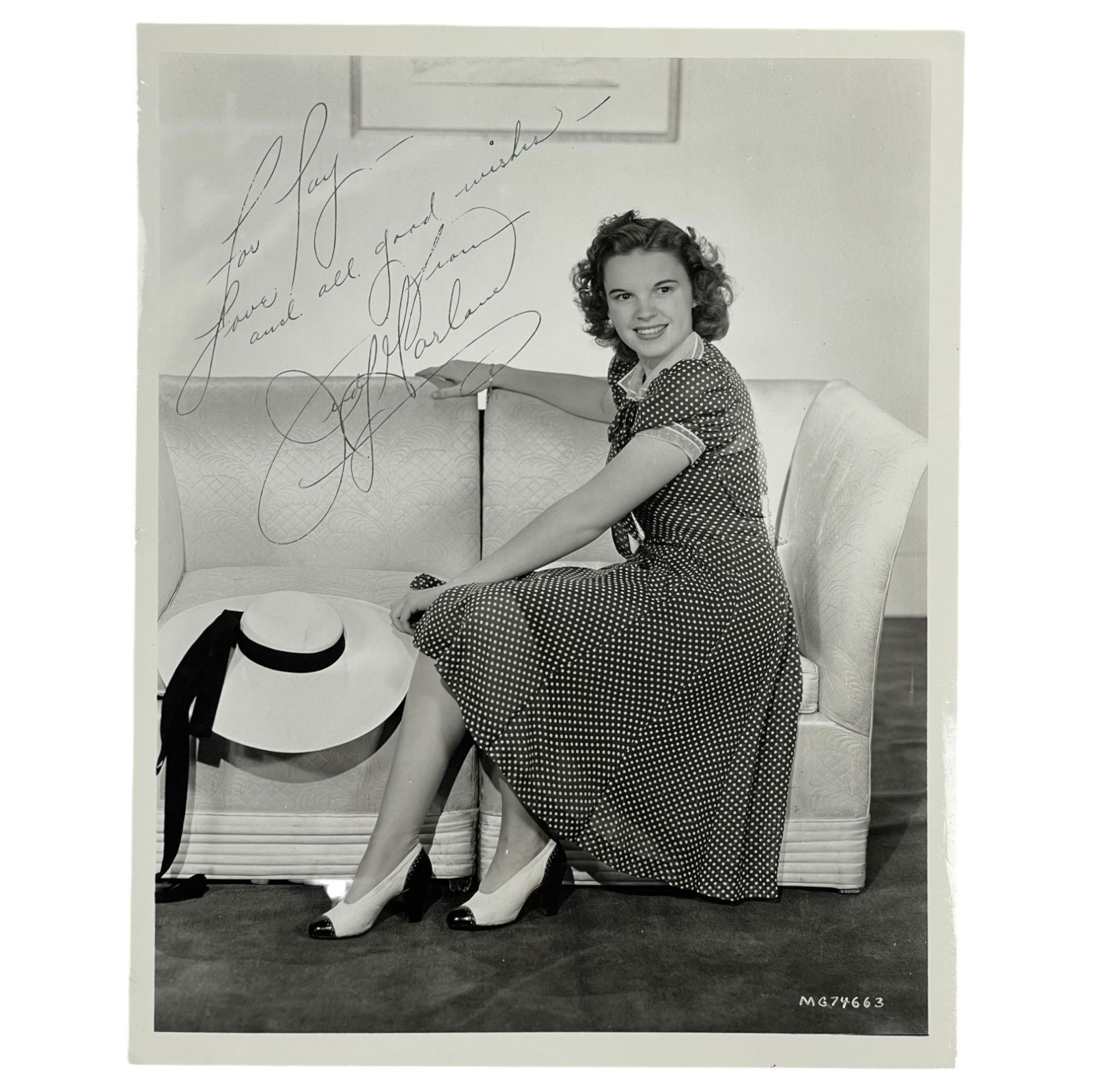 Judy Garland 8" x 10" Signed Black and White Photograph (1 of 4)