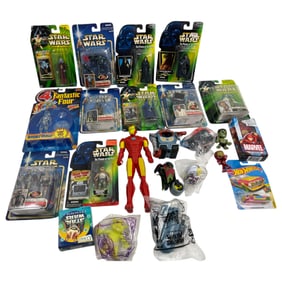 Vintage Marvel and DC Action Figure Collection Lot Figurines and Toys