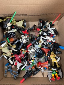 Vintage Action Figure Star Wars Collection Lot Figurines and Toys