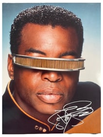 LeVar Burton - Star Trek Georgi La Forge Signed 8x10 Color Photograph